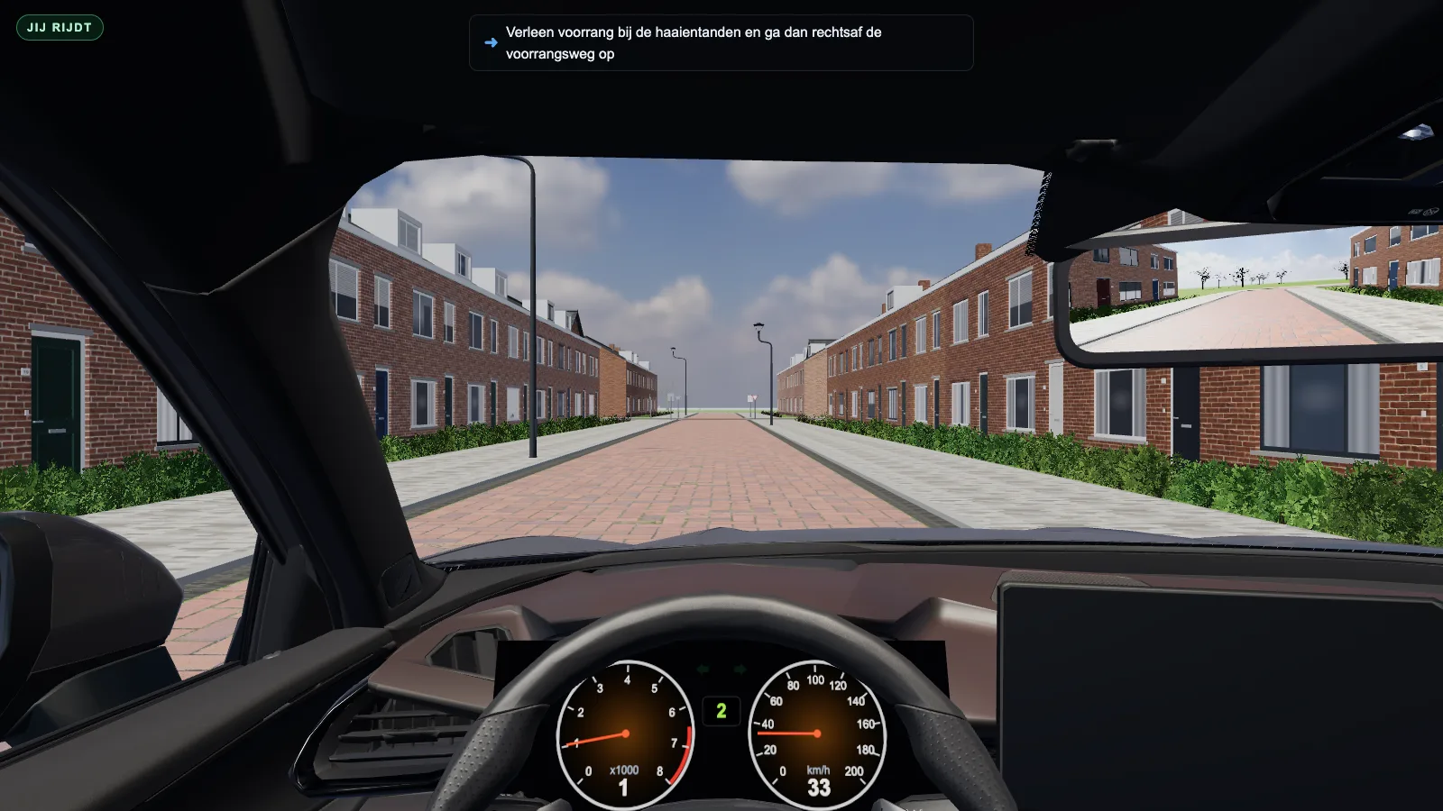 De leerling rijdt zelf; in beeld staat de opdracht en de navigatiebalk.